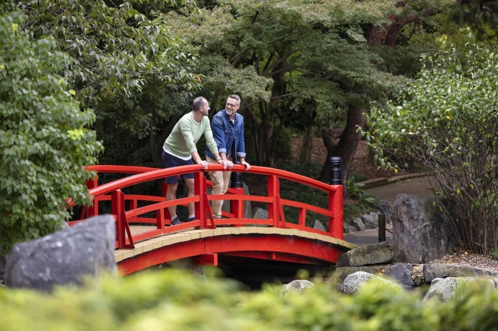 A couple enjoying Auburn Botanic Gardens in Sydney